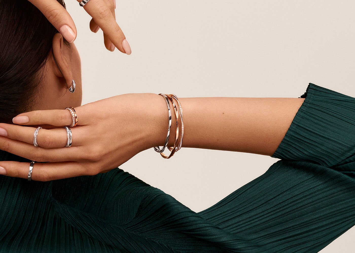 Cartier Love Bracelet, 10 Diamonds | Improving Life Quality Jewelry of  Replica Van Cleef & Arpels Necklace, Cheap Cartier Ring, Fake Hermes  Bracelet