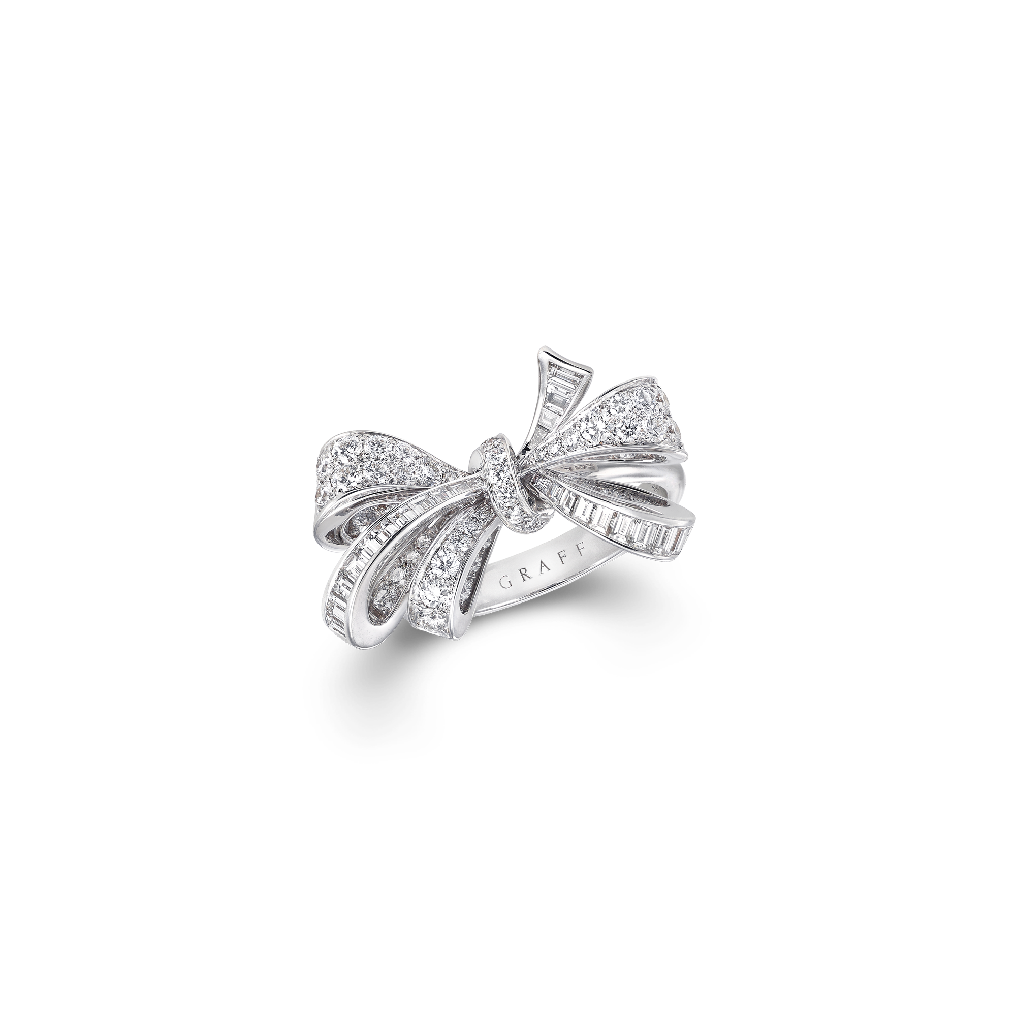 Tilda’s Bow Classic Diamond Ring