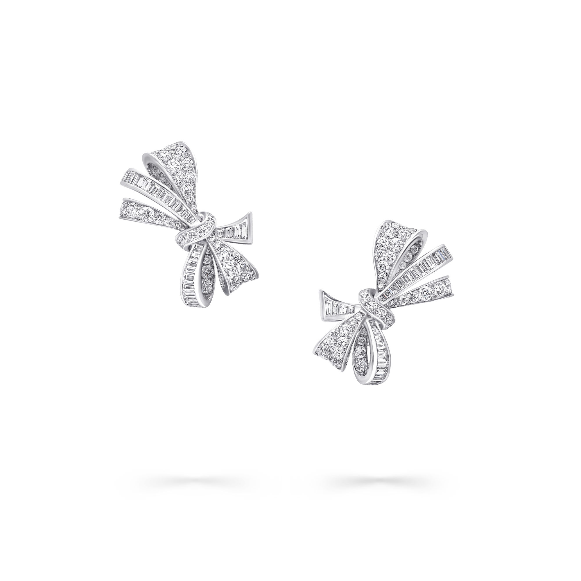 Tilda’s Bow Classic Diamond Stud Earrings