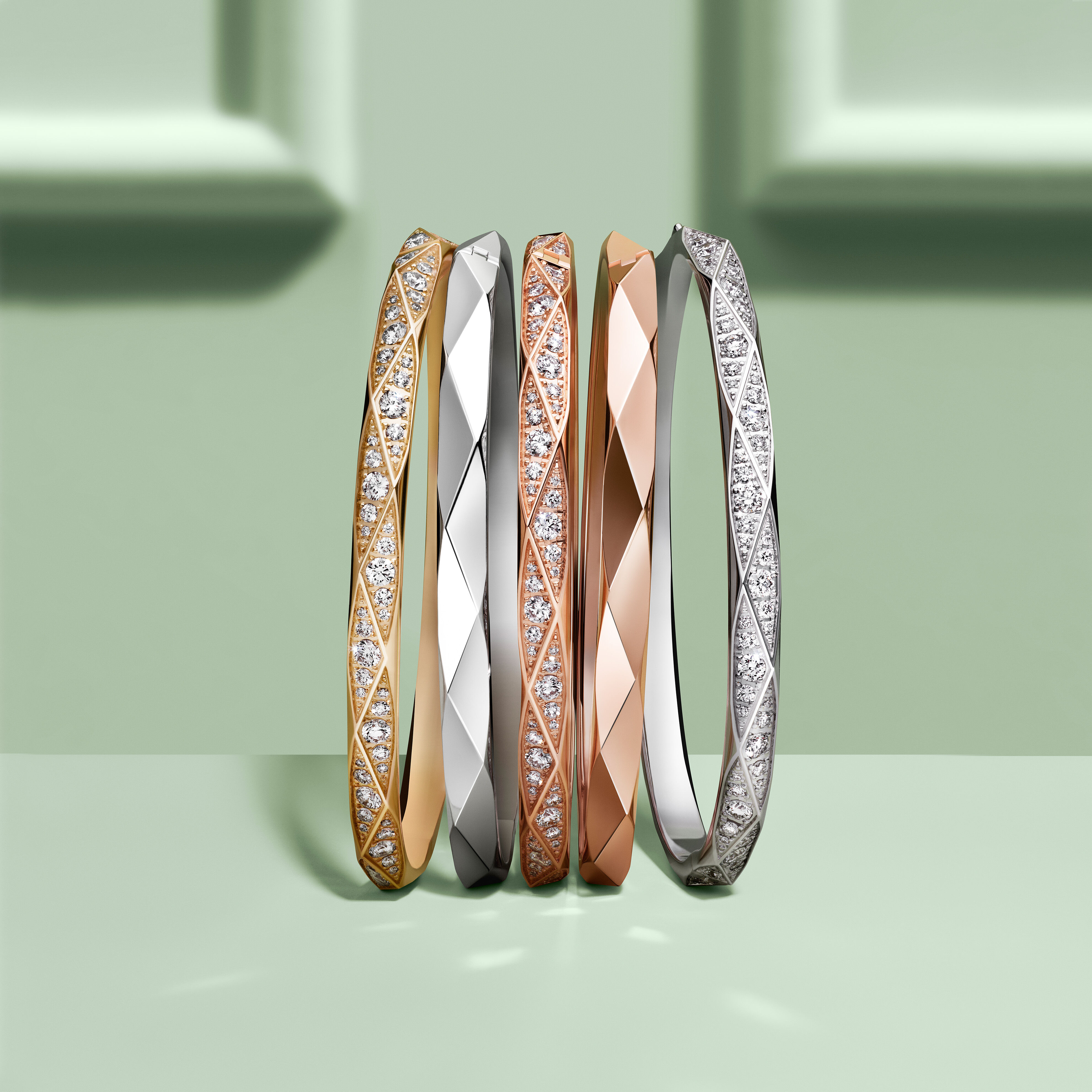 Image of Laurence Graff Signature Collection Bangles