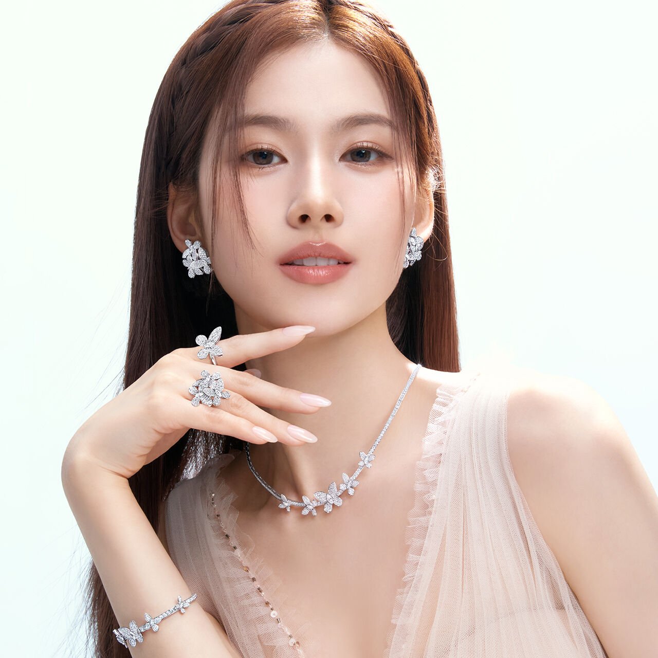 Brand Ambassador TWICE Sana wears Graff Classic Butterfly jewellery