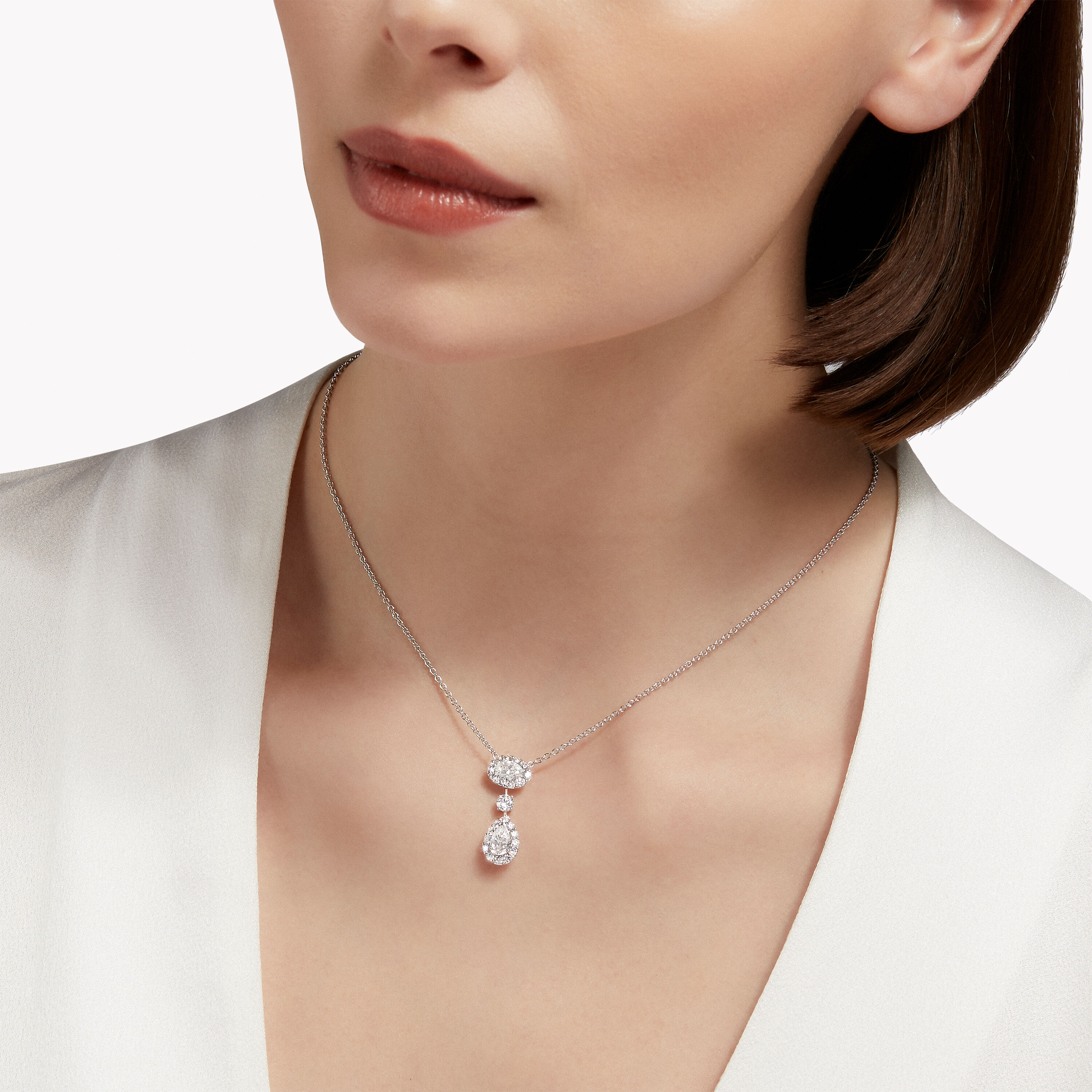 Icon | Oval and Pear Shape Diamond Drop Necklace | Graff