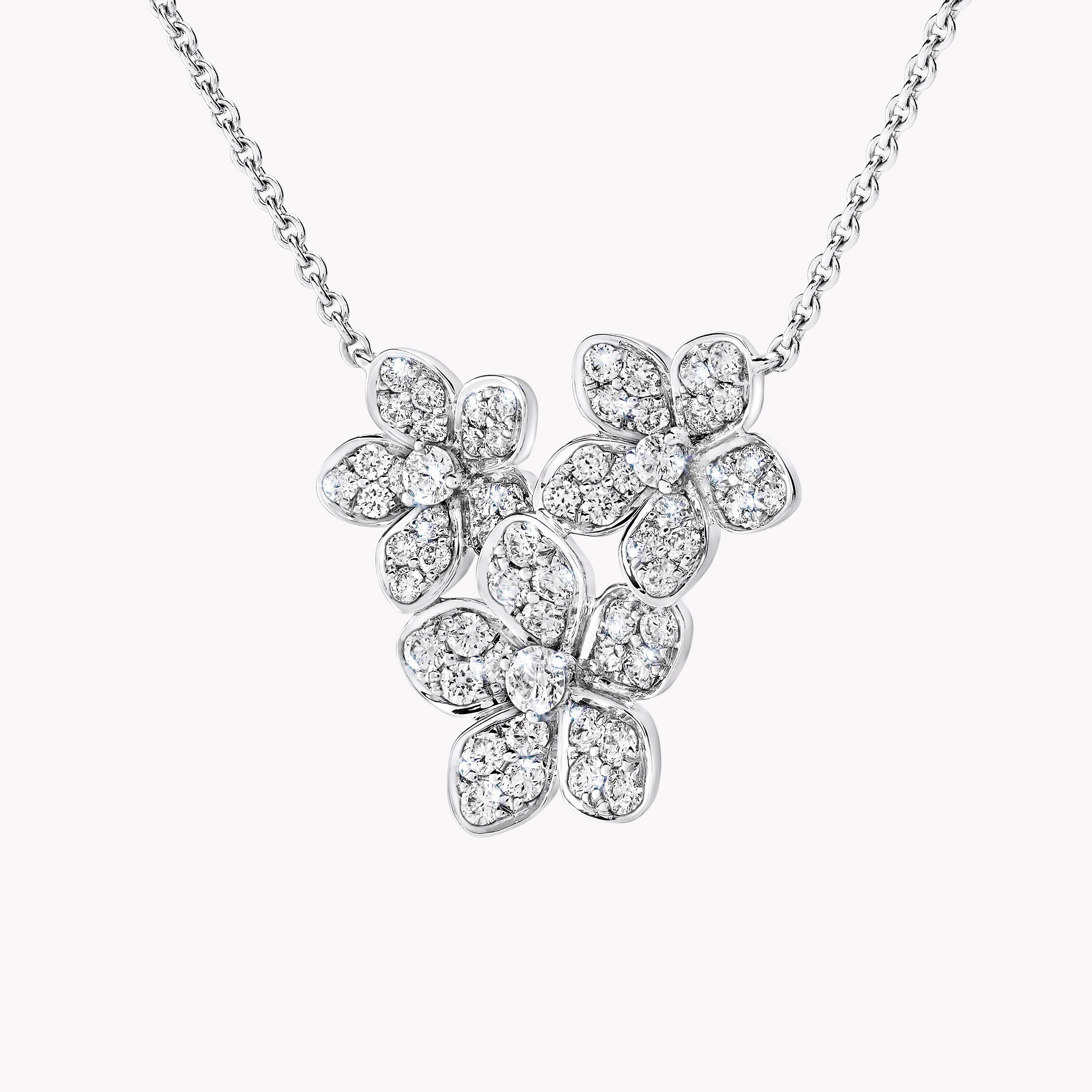 flower cluster diamond pendant