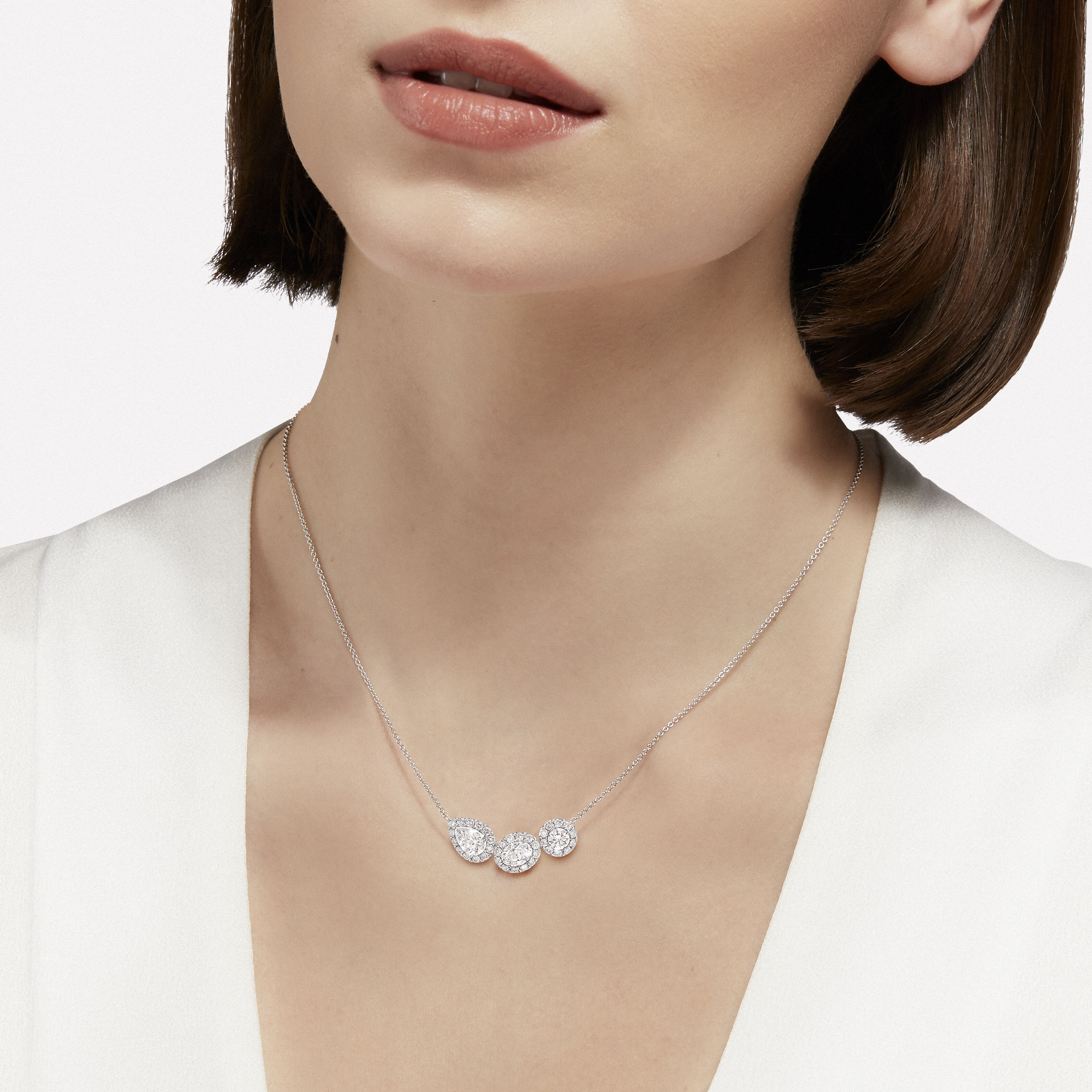 Icon | Three Stone Diamond Necklace | Graff