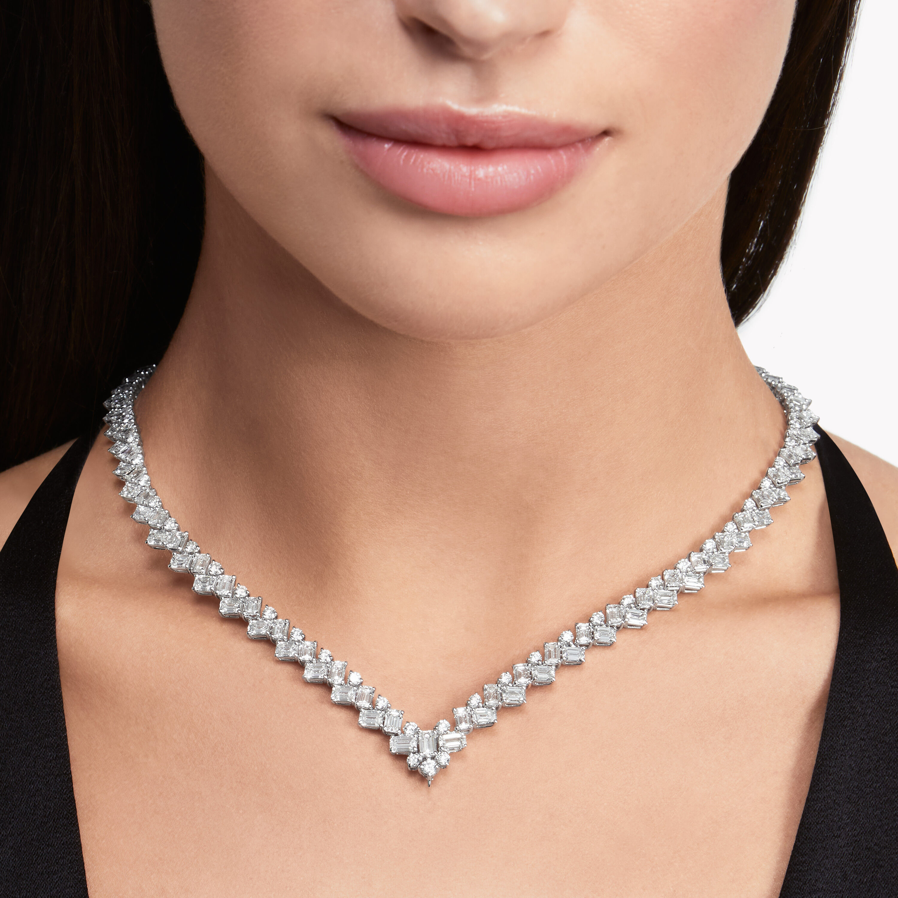 Macklowe Gallery | Carved Emerald Bead and Diamond Collar Necklace —  MackloweGallery