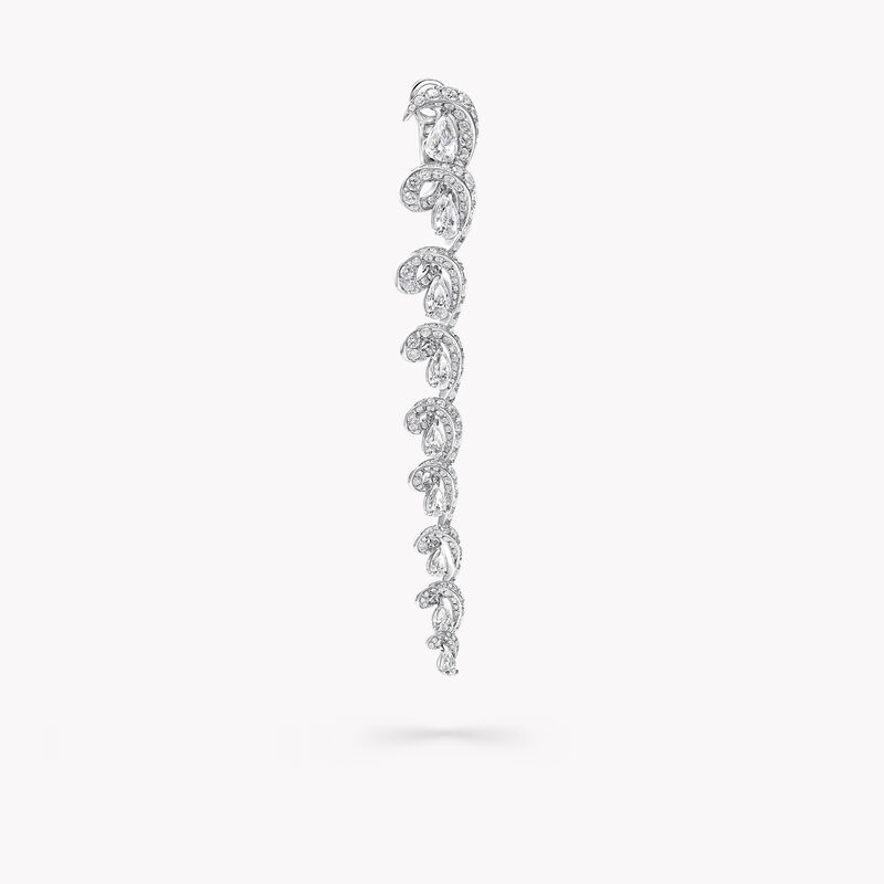 Graff - Delicate decadence. • Inspired by Twombly diamond bracelet, 4cts # highjewelry #graffdiamonds