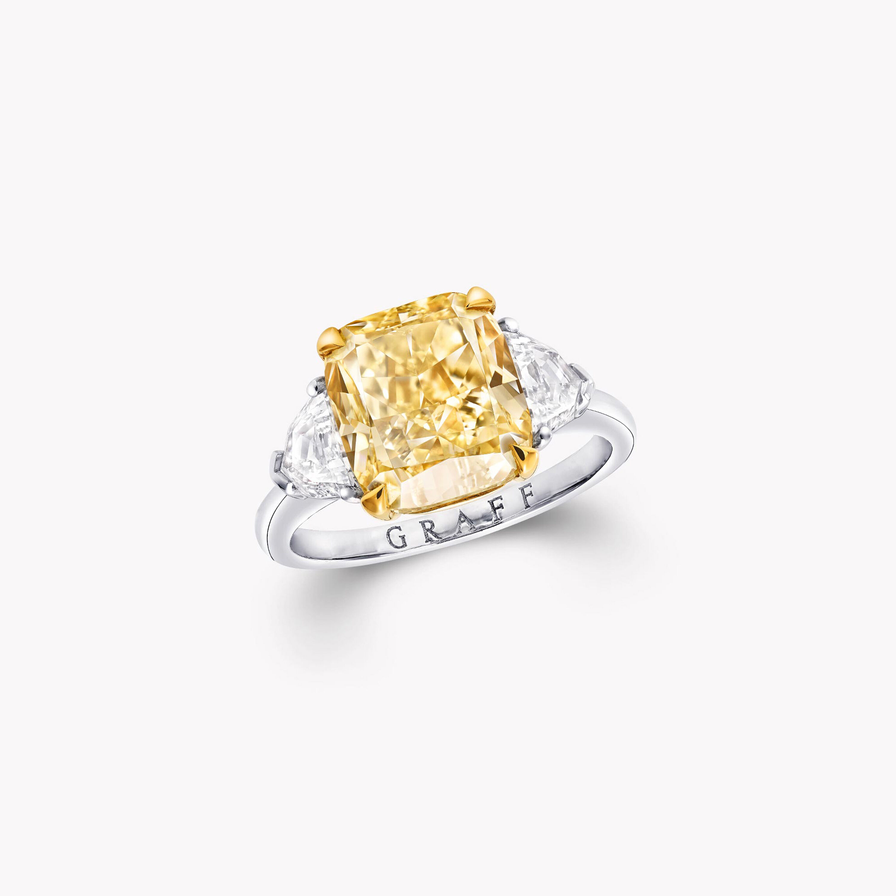 yellow diamond ring solitaire