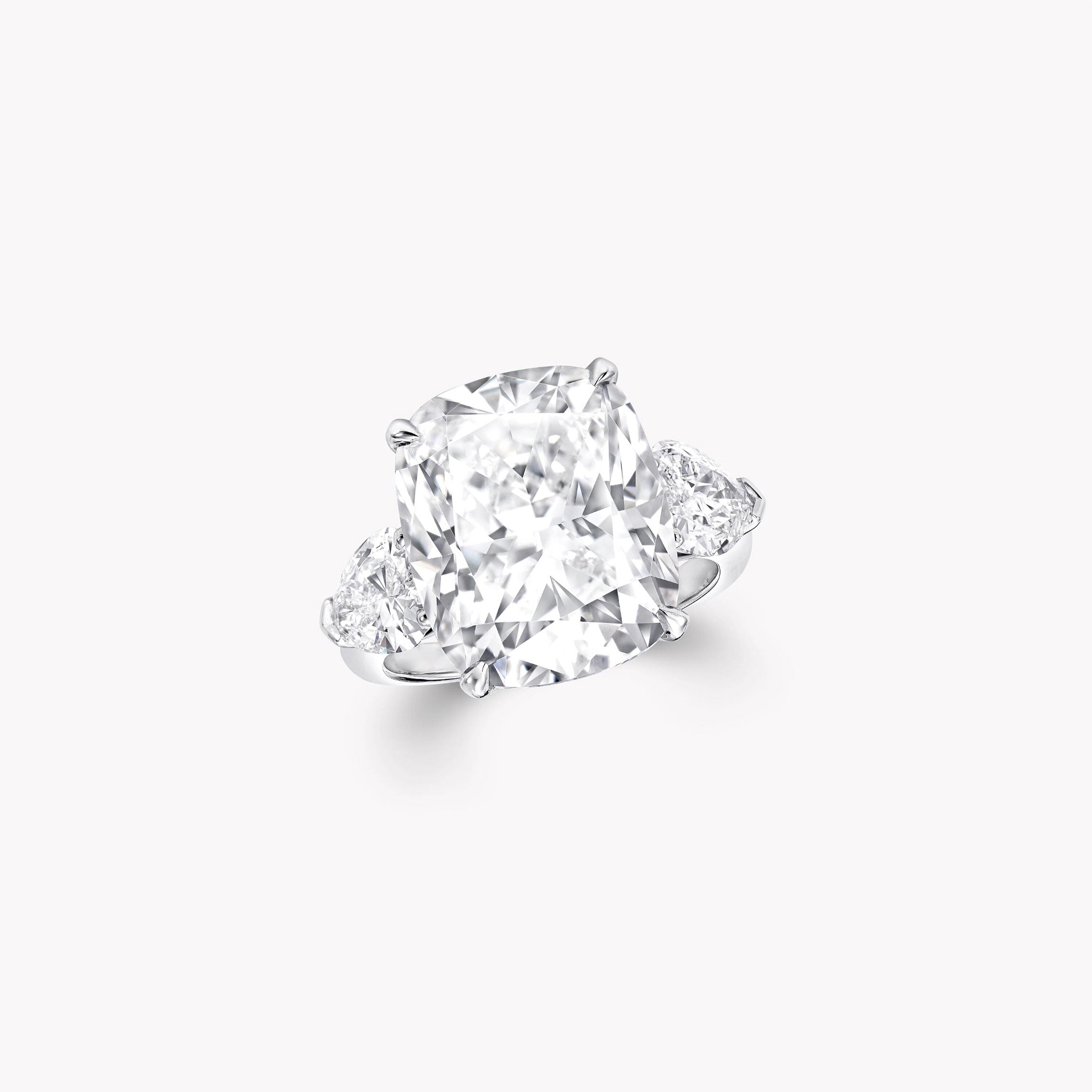 10.32 ct D colour cushion cut diamond, 11.75 cts | Graff